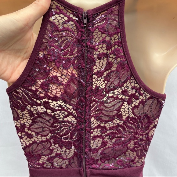 Honey and Rosie Burgundy Wine Maroon Sleeveless Dress with Lace Bodice Size XS - Picture 4 of 11